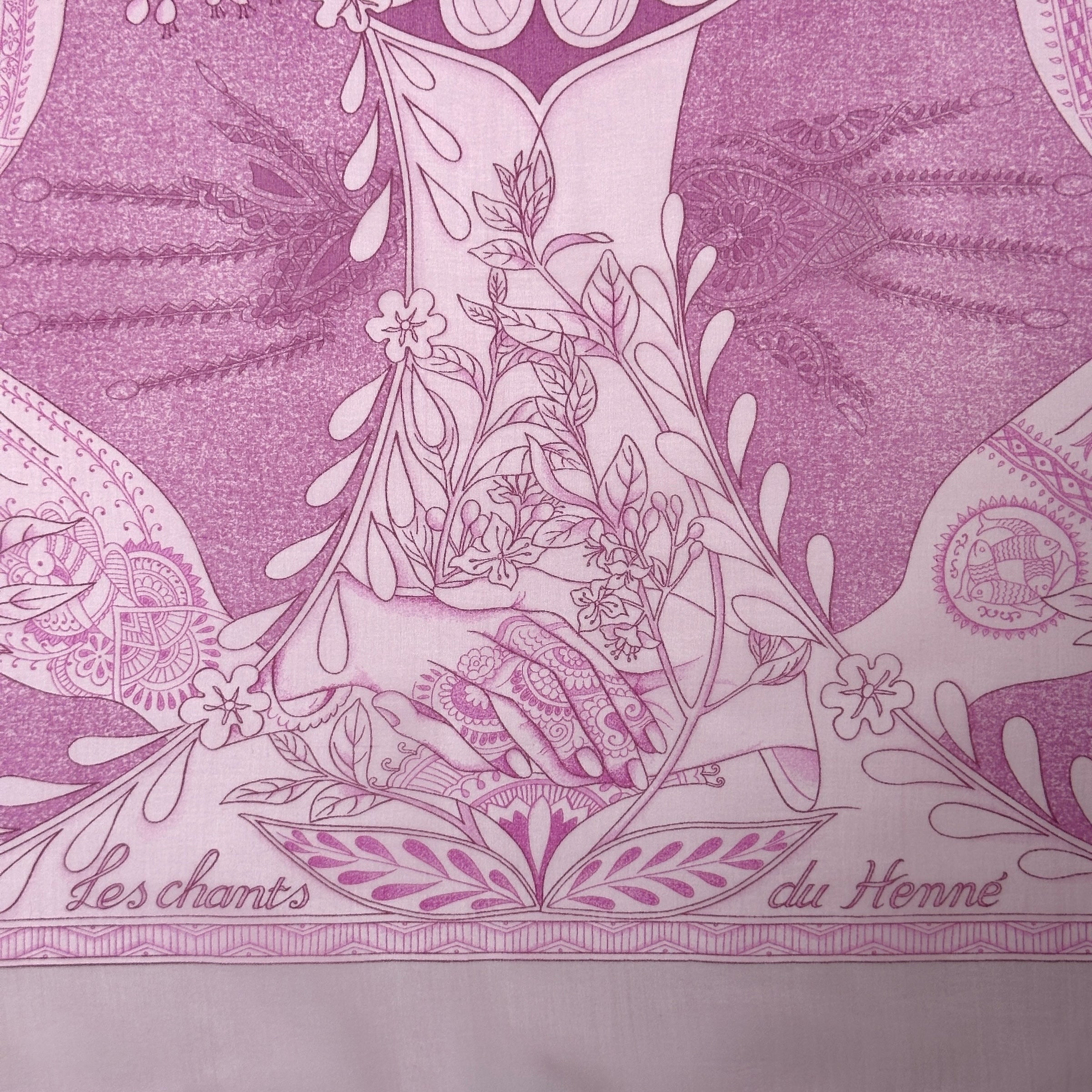 nom-du-foulard-foulard-carre-hermes-le-chant-du-henne