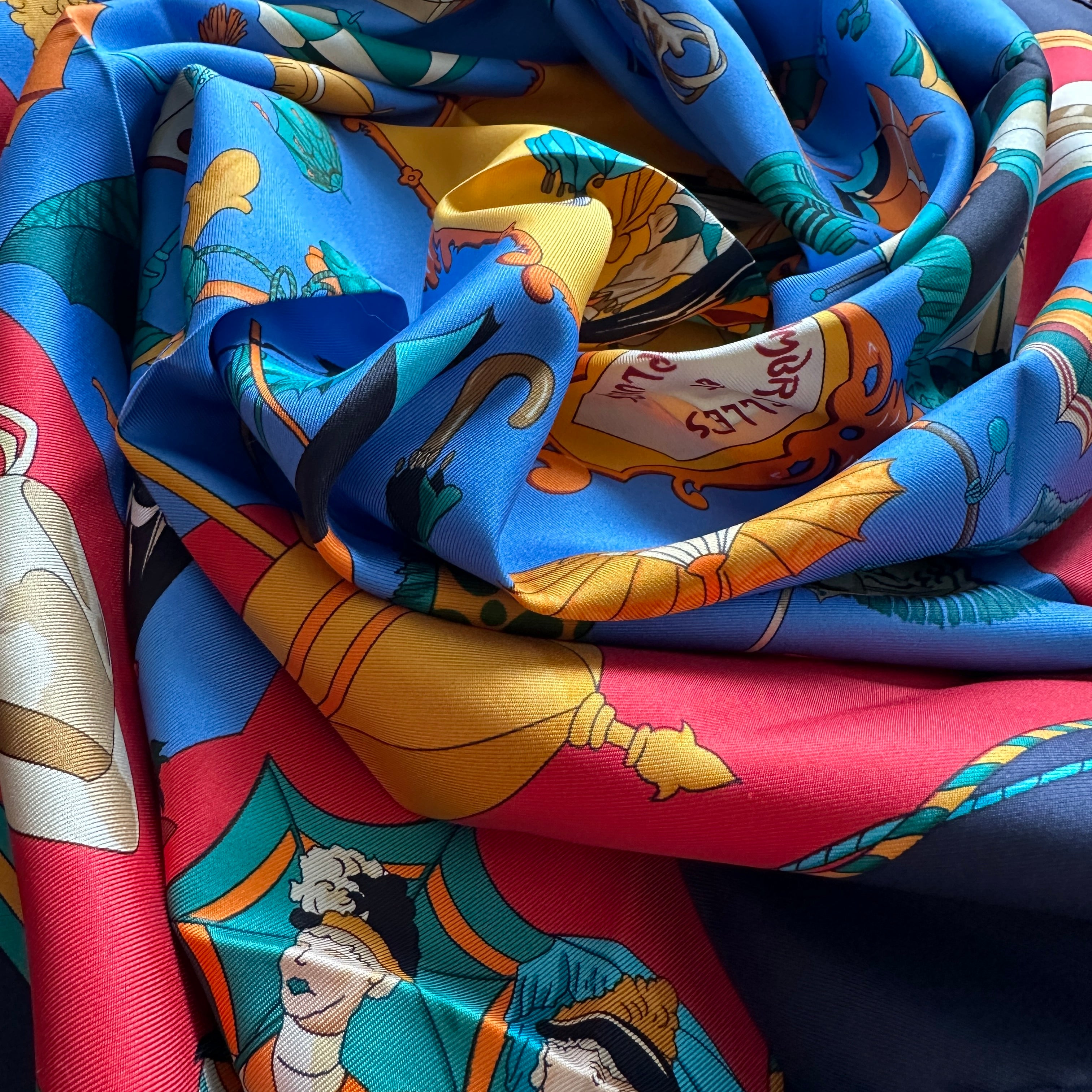 foulard-carre-hermes-ombrelles-et-parapluies-rouge-jaune-bleu