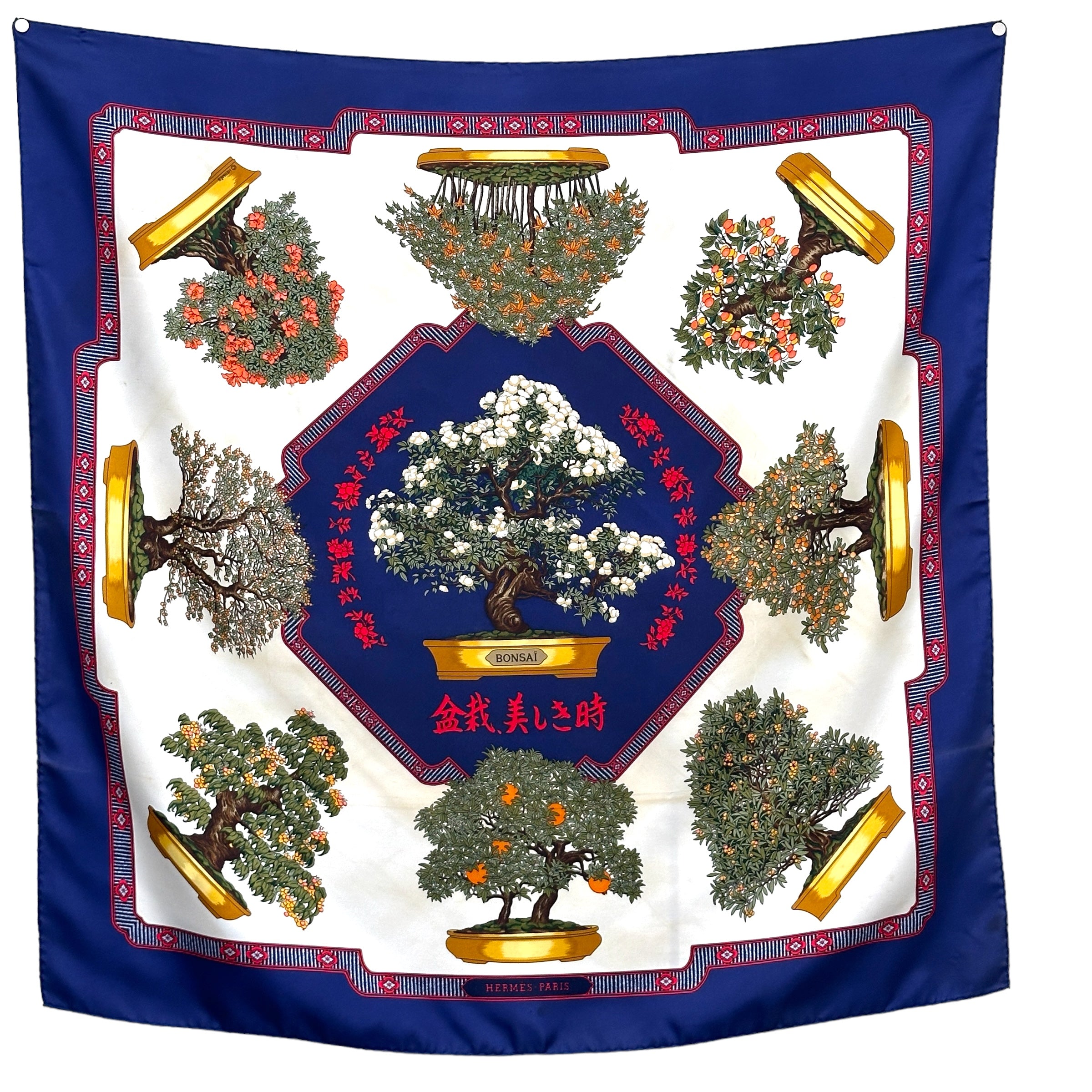 foulard-hermes-beaux-jours-des-bonsai-blanc-et-bleu