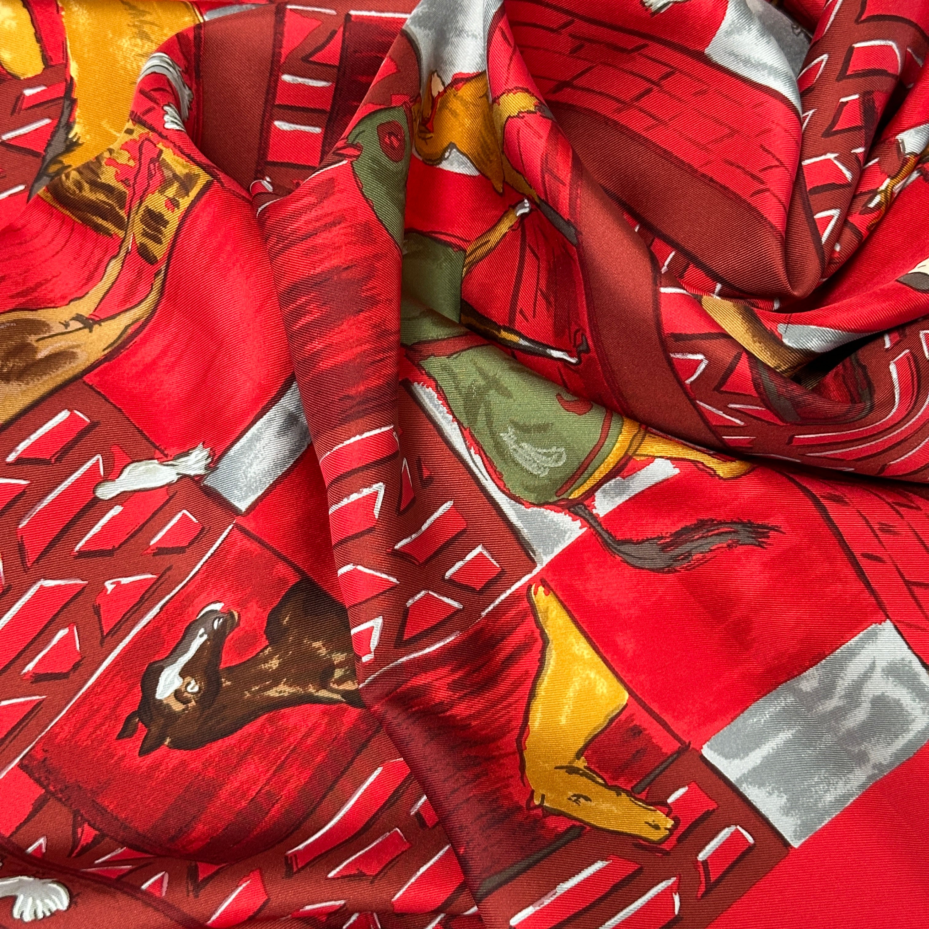 foulard dans ses plis